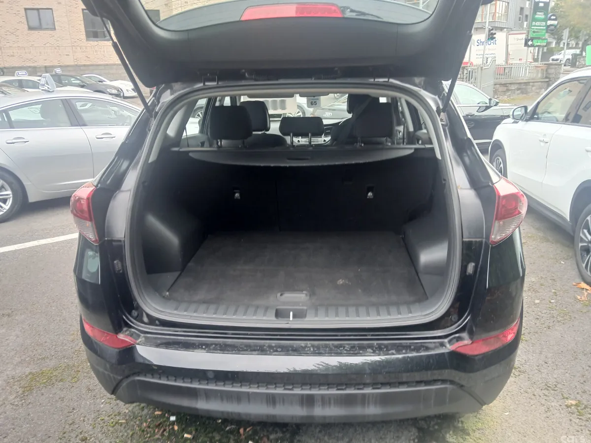 Hyundai Tucson SUV, Petrol, 2018, Black