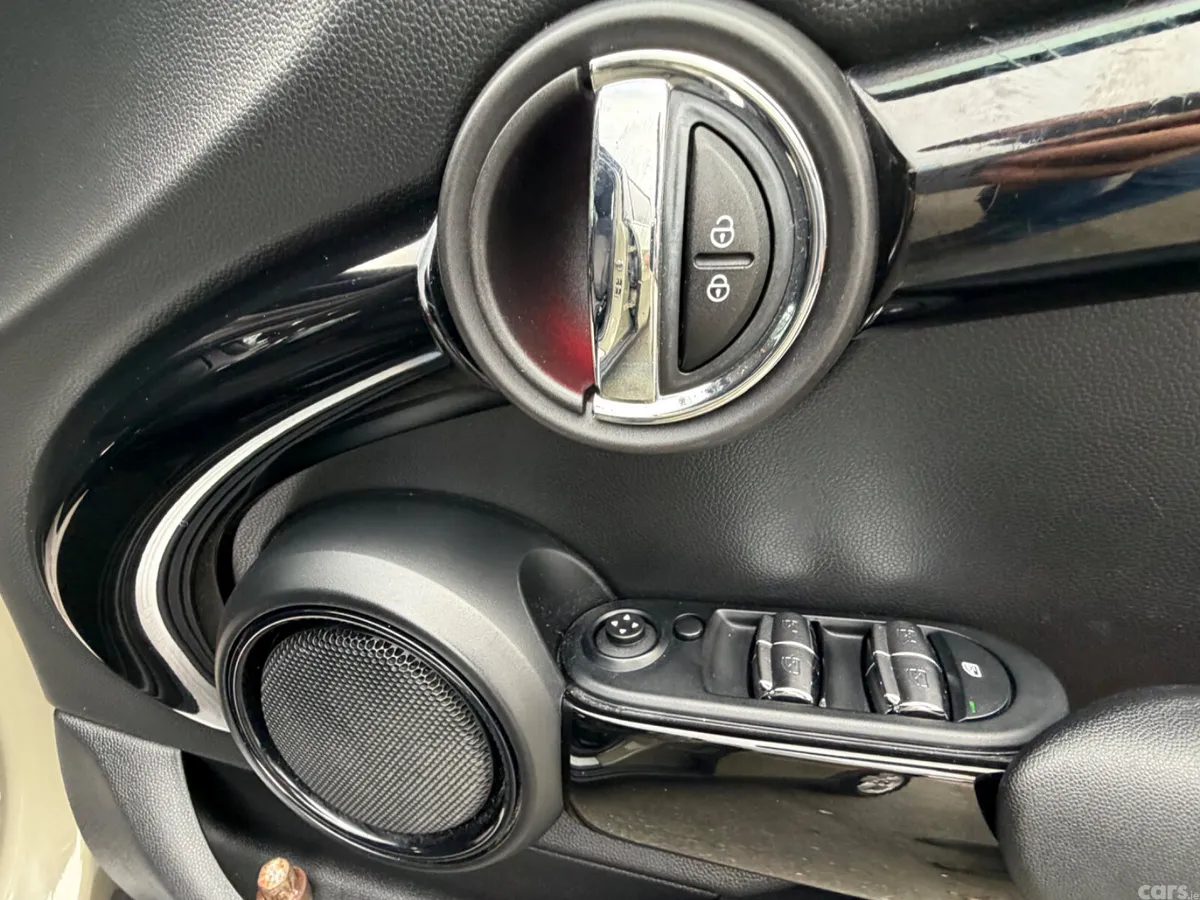 Mini Cooper Hatchback, Petrol, 2018, Grey