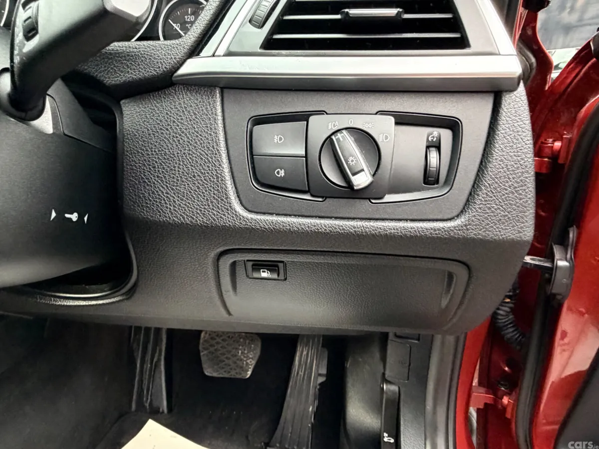 BMW 3-Series Saloon, Petrol Plug-in Hybrid, 2018, Orange
