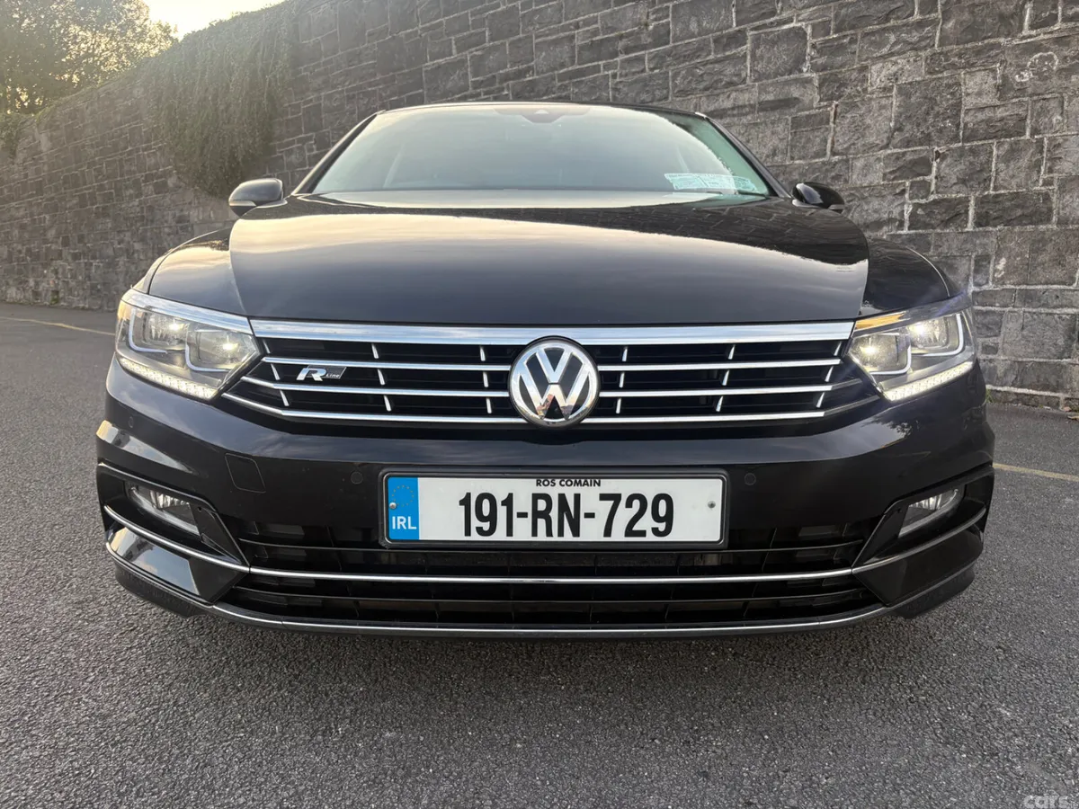 Volkswagen Passat Saloon, Diesel, 2019, Black