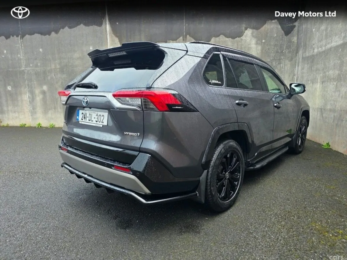 Toyota RAV4 SUV, Petrol Hybrid, 2024, Grey