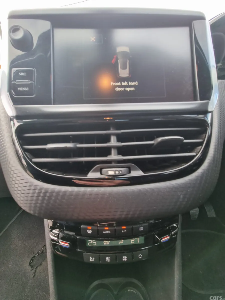 Peugeot 2008 SUV, Diesel, 2016, Black