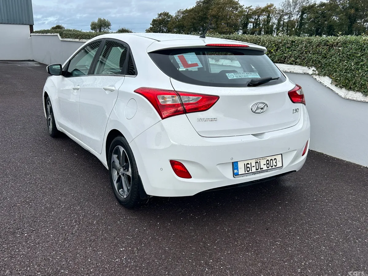 Hyundai i30 Hatchback, Diesel, 2016, White