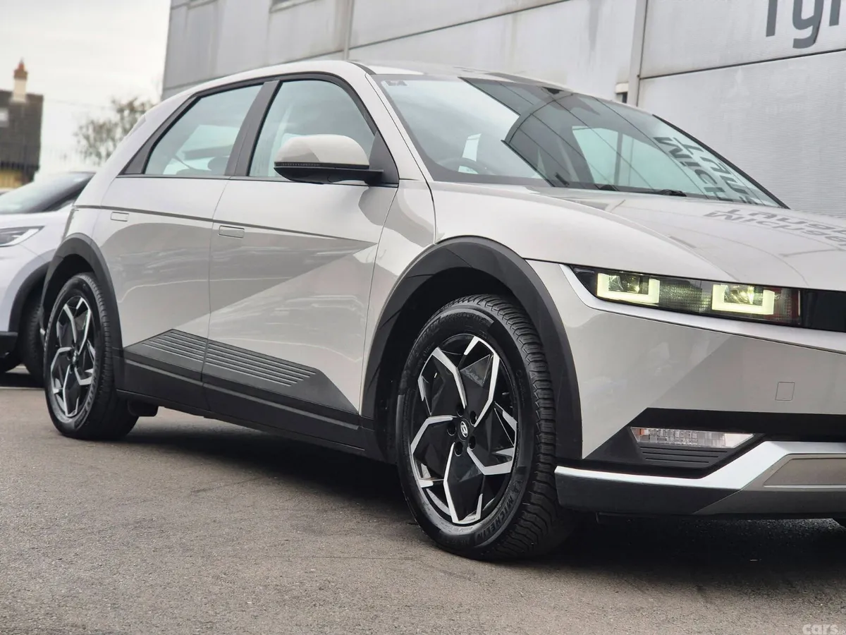 Hyundai IONIQ 5 Hatchback, Electric, 2023, Grey