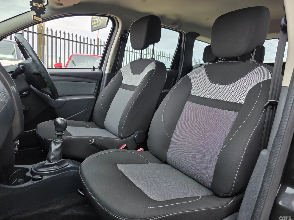 Dacia Duster SUV, Diesel, 2016, Black