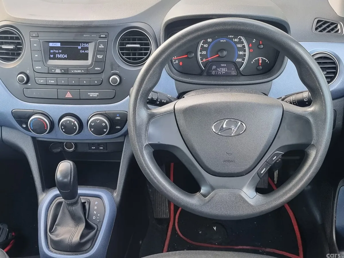 Hyundai i10 Hatchback, Petrol, 2018, Blue