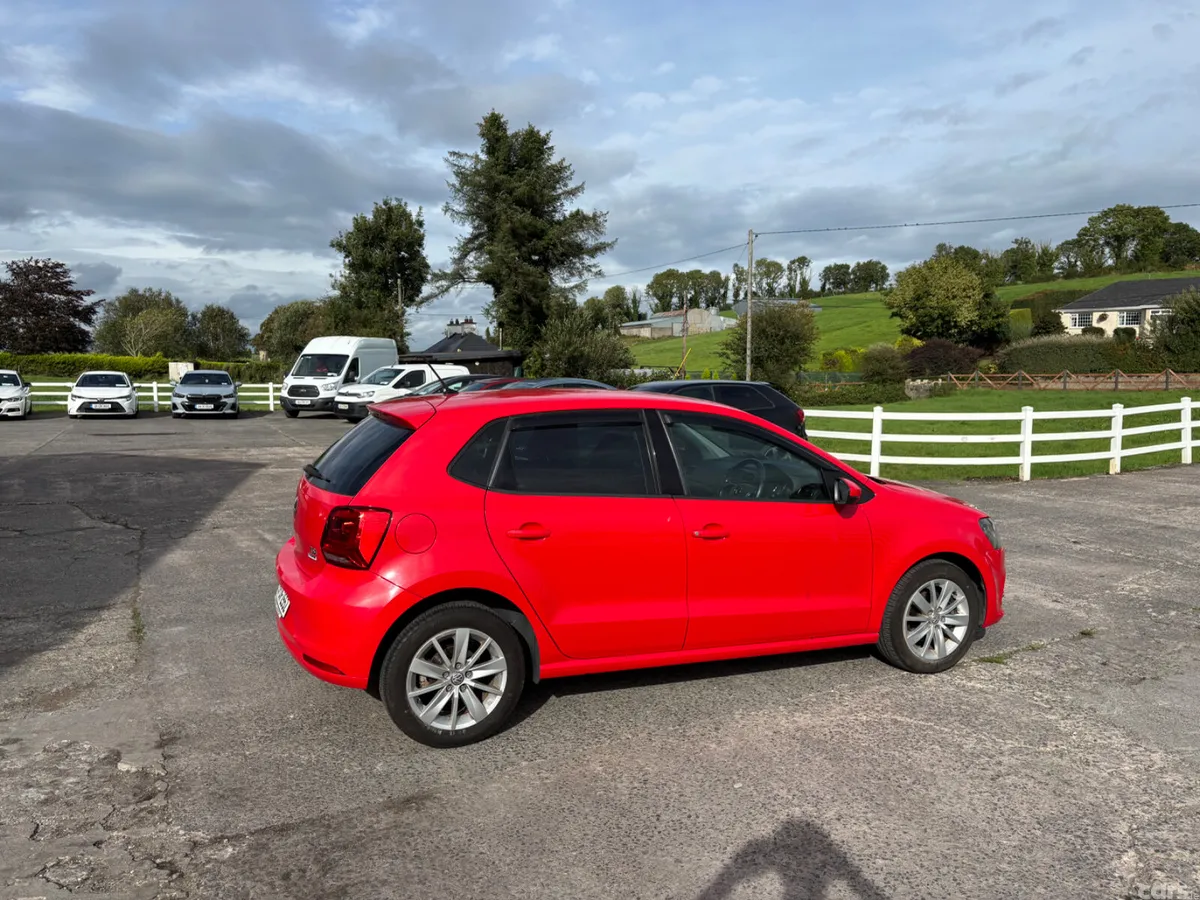Volkswagen Polo Hatchback, Petrol, 2015, Red
