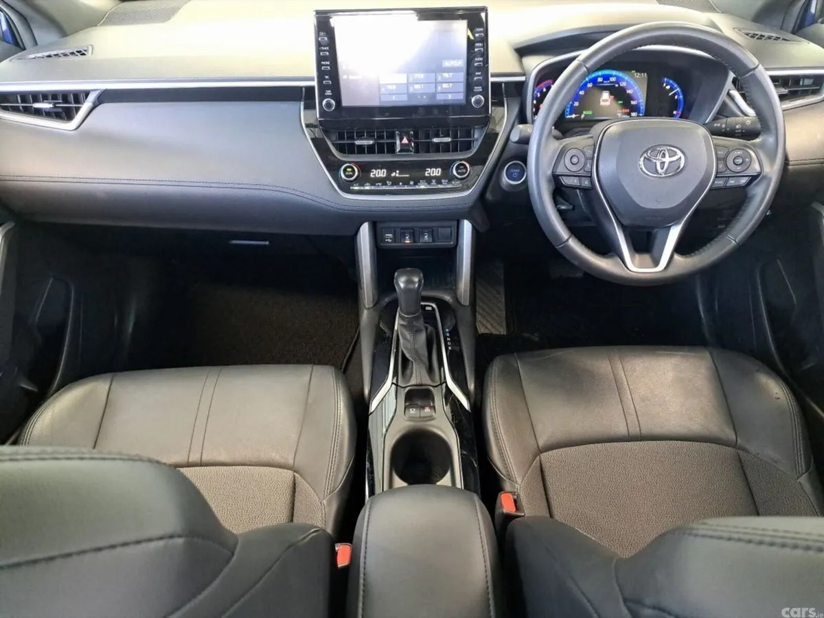 Toyota Corolla Cross SUV, Petrol Hybrid, 2023, Blue