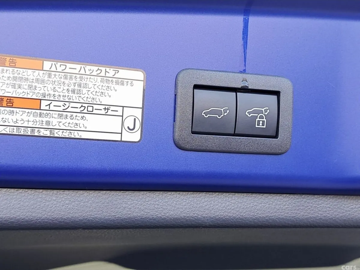 Toyota Corolla Cross SUV, Petrol Hybrid, 2023, Blue