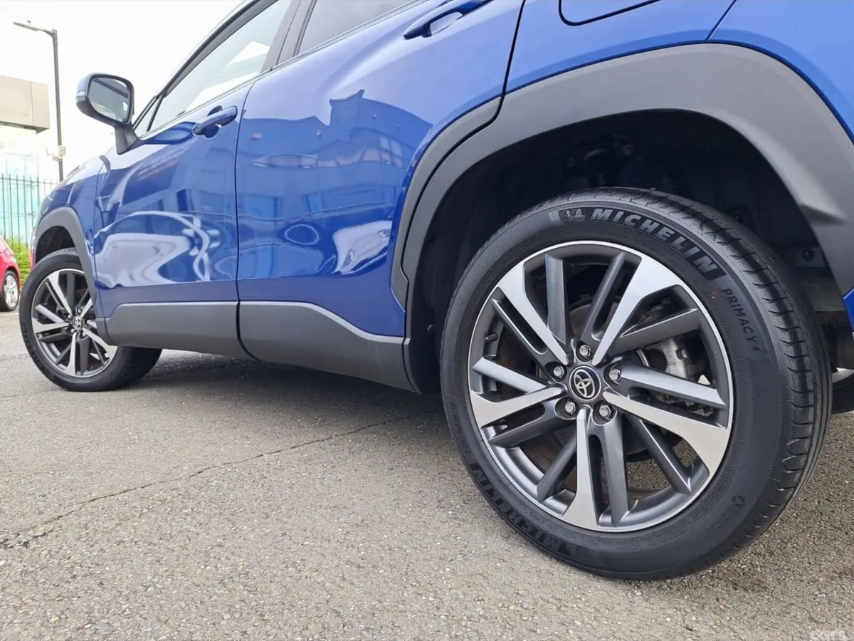 Toyota Corolla Cross SUV, Petrol Hybrid, 2023, Blue