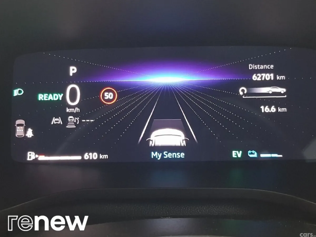 Renault Arkana Hatchback, Petrol Hybrid, 2025, Grey