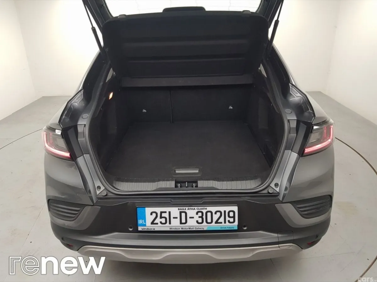 Renault Arkana Hatchback, Petrol Hybrid, 2025, Grey