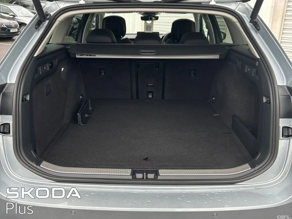 Skoda Superb Estate, Petrol Plug-in Hybrid, 2026, Grey