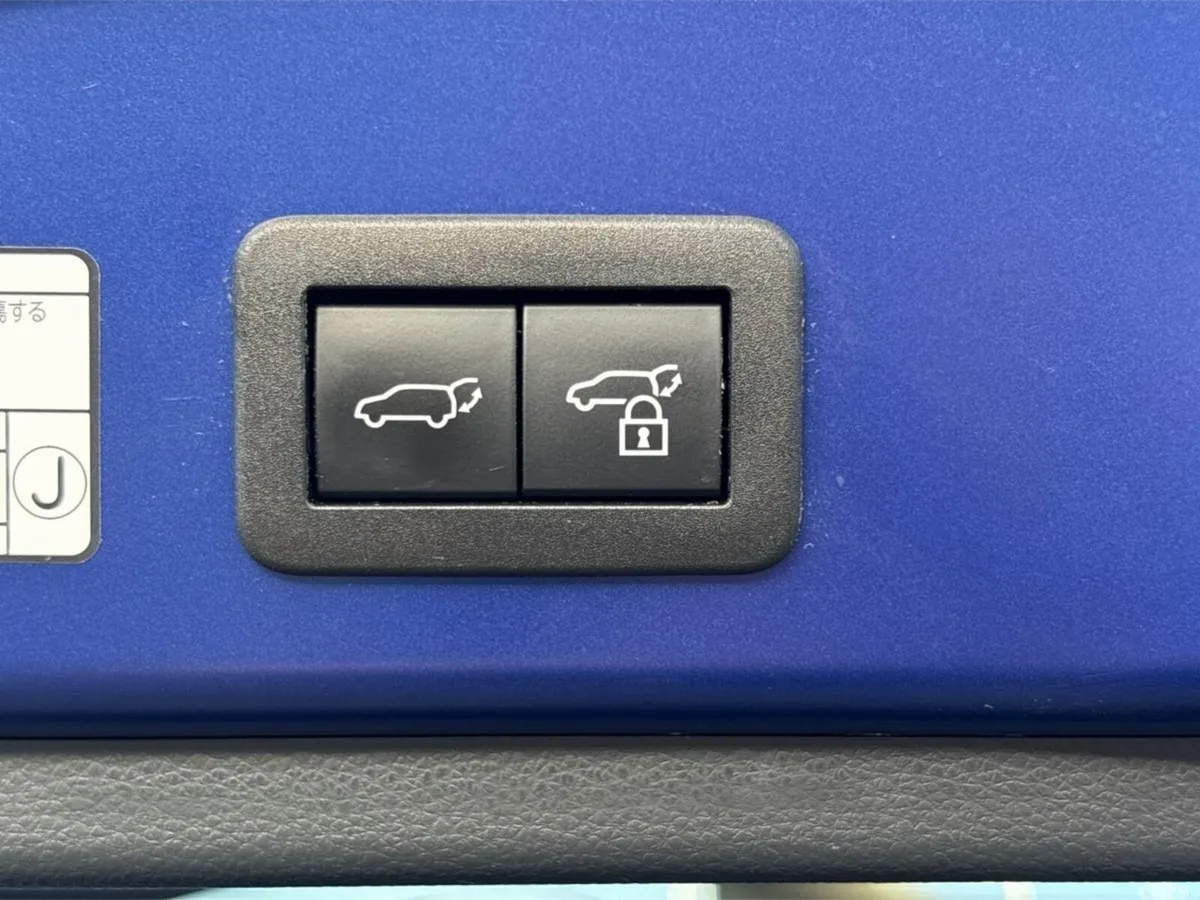 Toyota Corolla Cross SUV, Petrol Hybrid, 2023, Blue