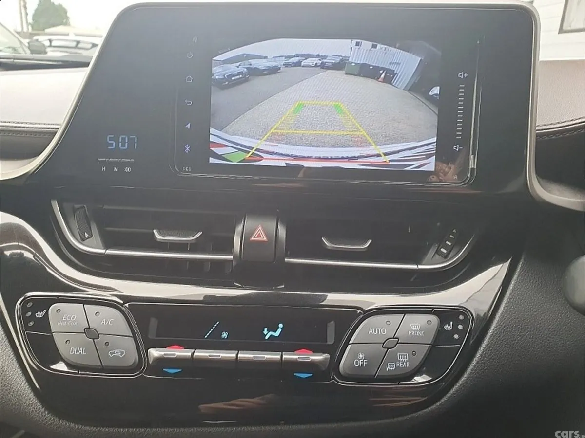 Toyota C-HR SUV, Petrol Hybrid, 2018, White