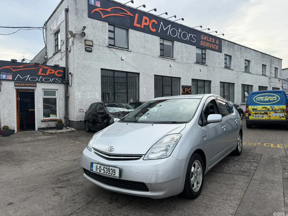 Toyota Prius Hatchback, Petrol Hybrid, 2011, Silver