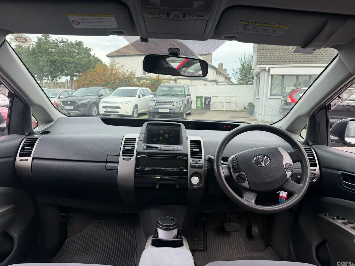 Toyota Prius Hatchback, Petrol Hybrid, 2011, Silver