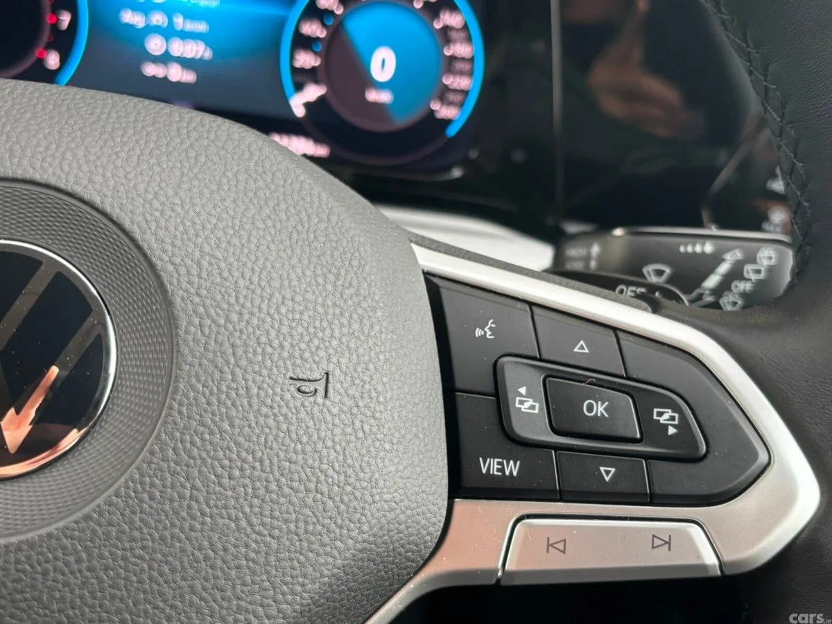 Volkswagen Golf Hatchback, Petrol, 2022, Red