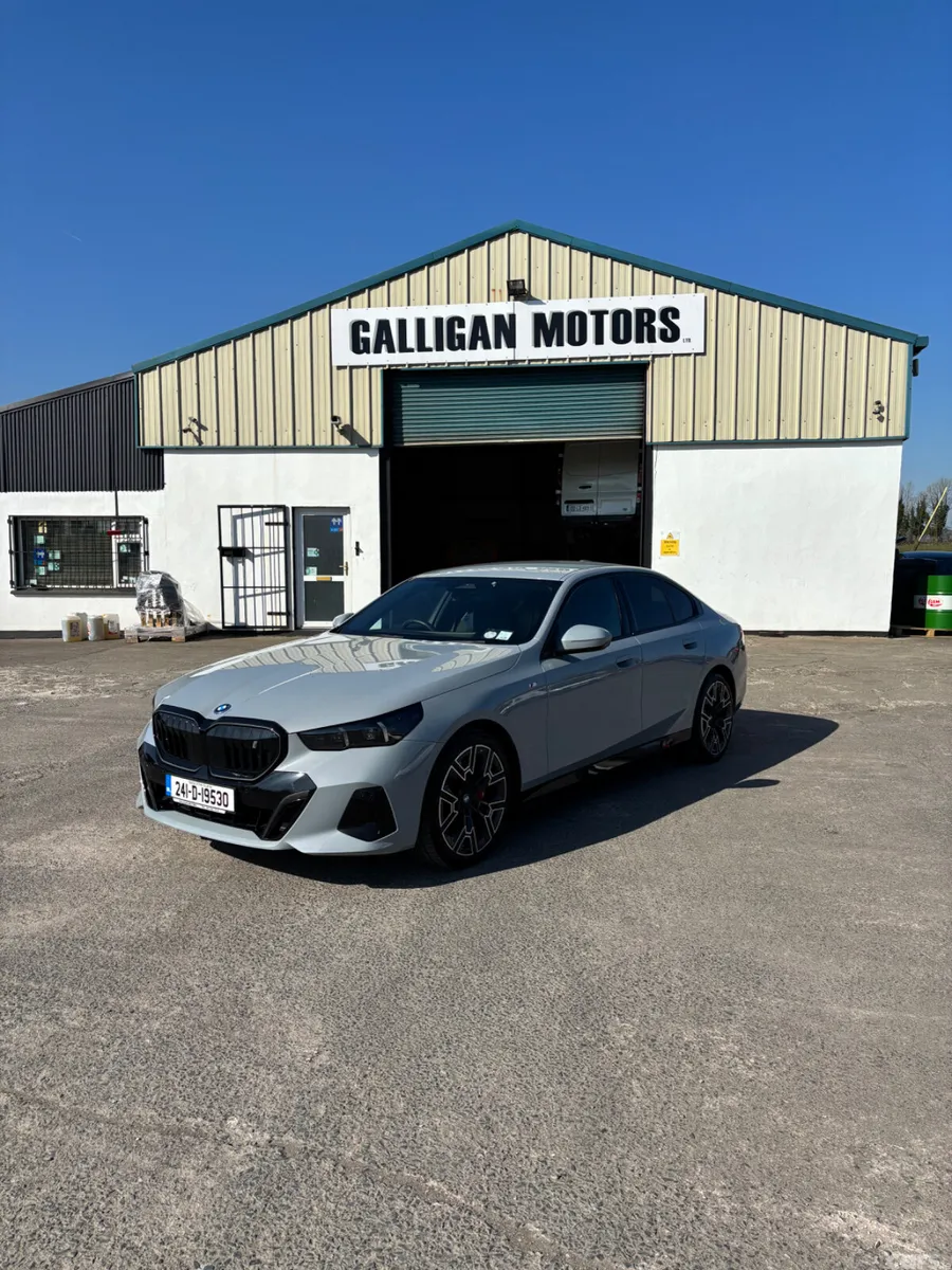 BMW i5 Saloon, Electric, 2024, Grey