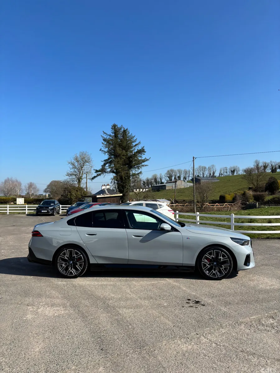 BMW i5 Saloon, Electric, 2024, Grey