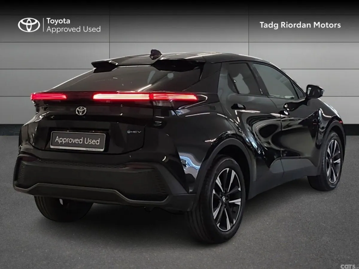 Toyota C-HR SUV, Petrol Hybrid, 2026, Black