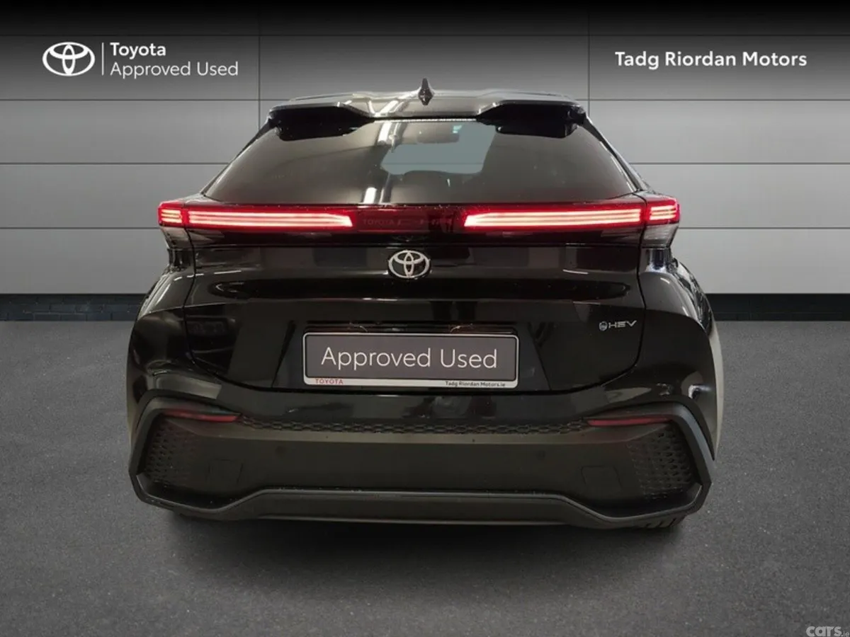Toyota C-HR SUV, Petrol Hybrid, 2026, Black