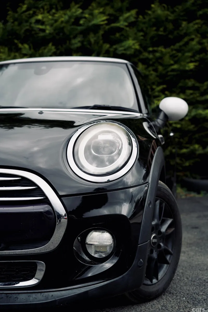 Mini Cooper Hatchback, Diesel, 2019, Black