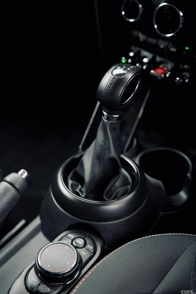 Mini Cooper Hatchback, Diesel, 2019, Black