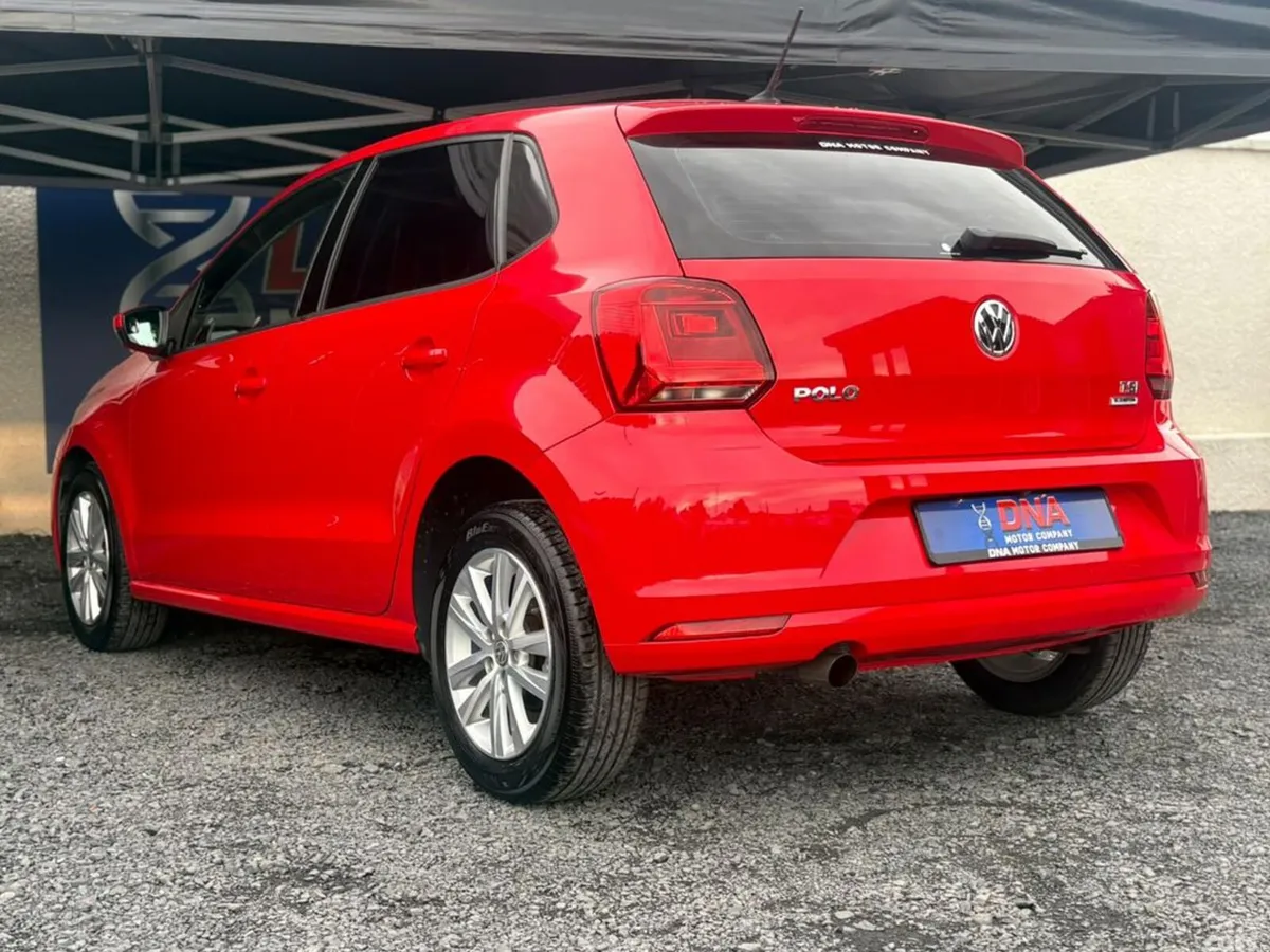 Volkswagen Polo Hatchback, Petrol, 2017, Red