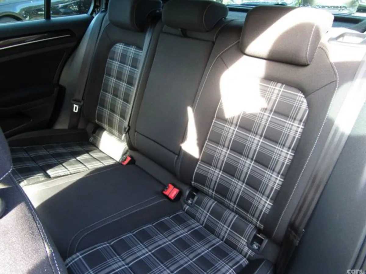 Volkswagen Golf Hatchback, Diesel, 2016, Black