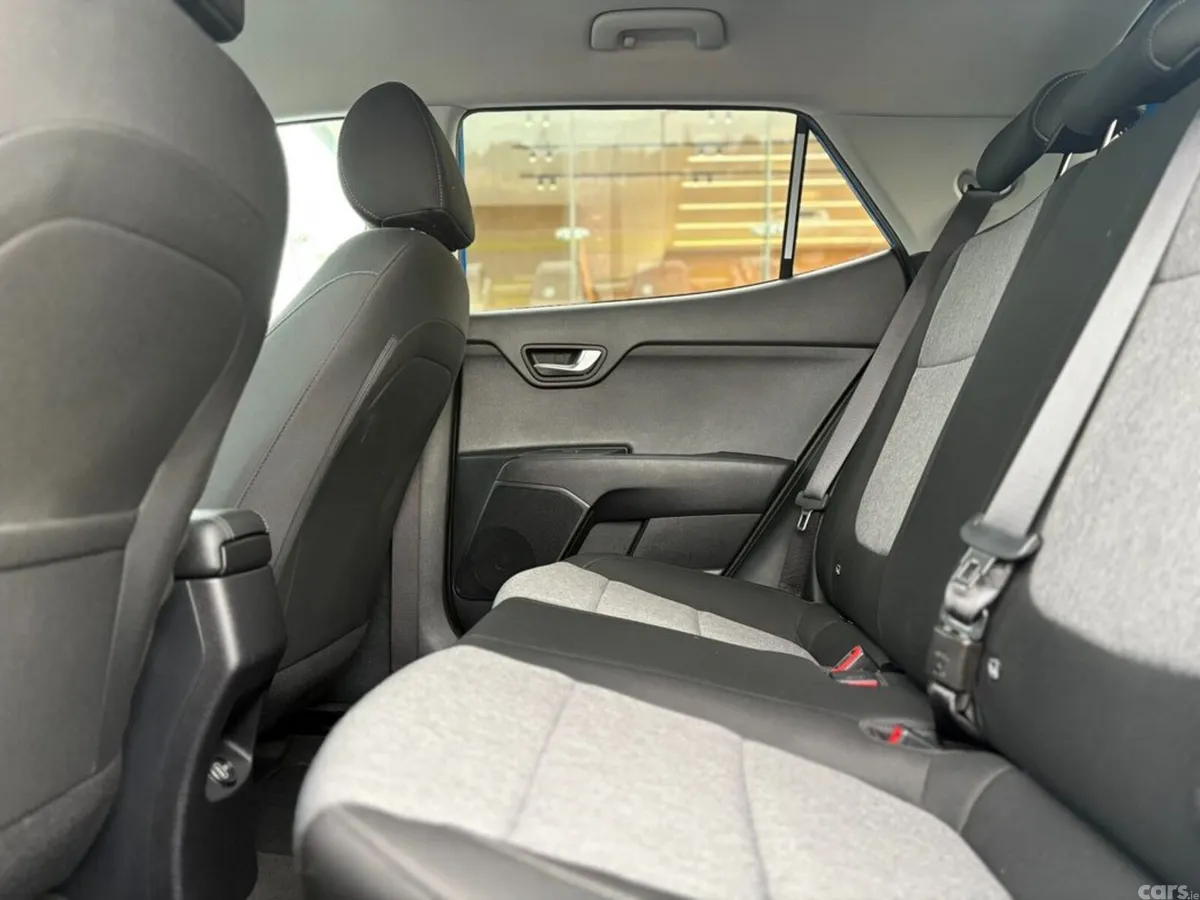 Kia Stonic Hatchback, Petrol, 2024, Blue