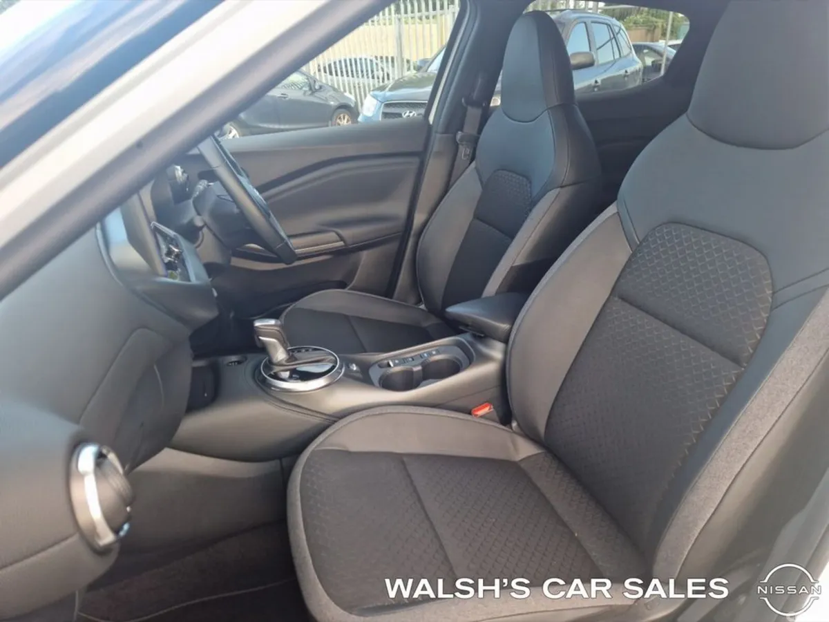Nissan Juke Hatchback, Petrol Hybrid, 2025, White