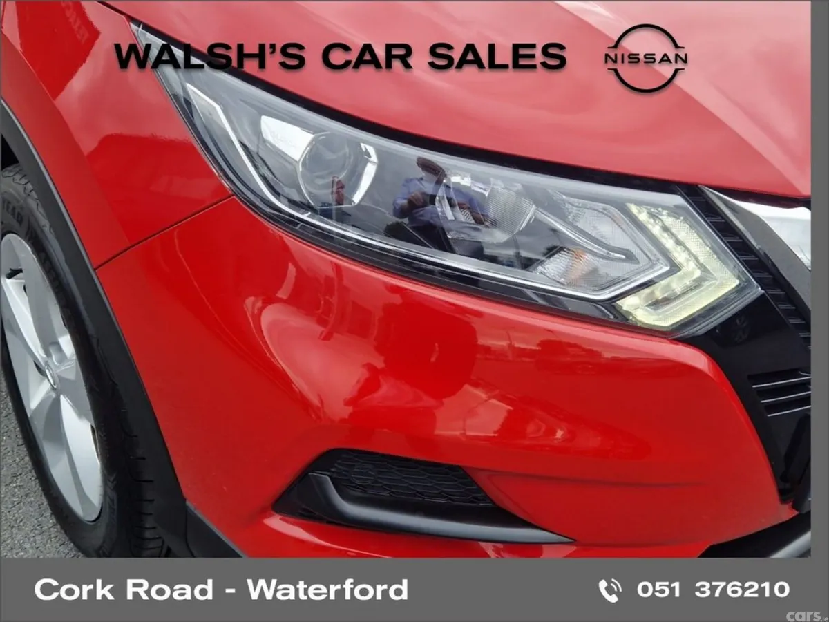 Nissan Qashqai SUV, Petrol, 2020, Red