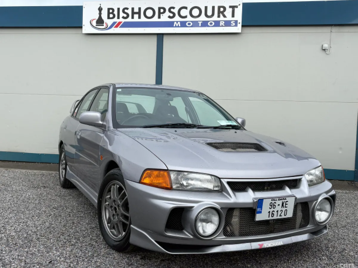 Mitsubishi Lancer Saloon, Petrol, 1996, Grey