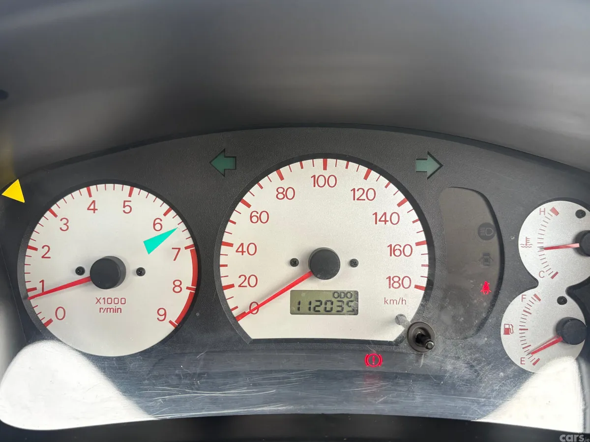 Mitsubishi Lancer Saloon, Petrol, 1996, Grey