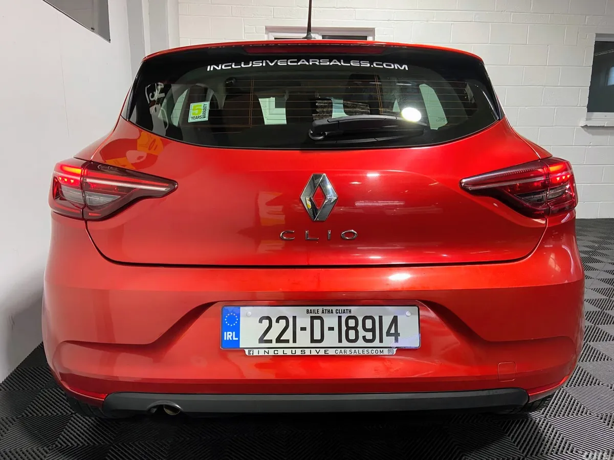 Renault Clio Hatchback, Petrol, 2022, Red