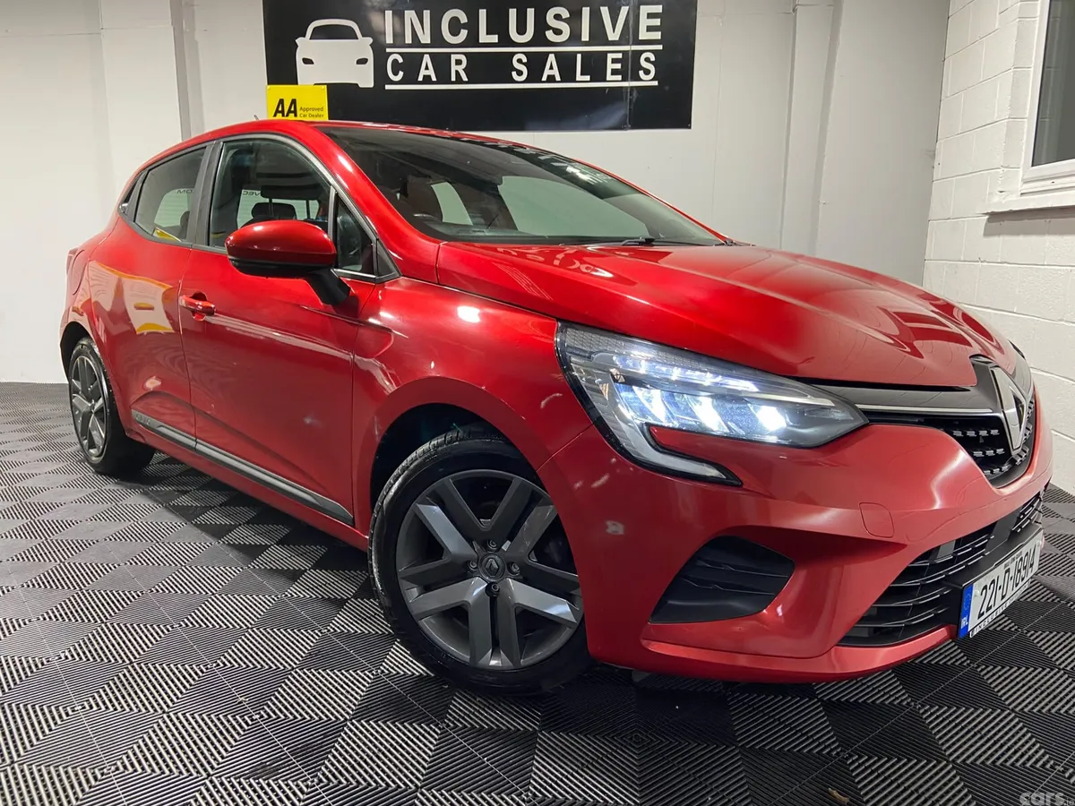 Renault Clio Hatchback, Petrol, 2022, Red