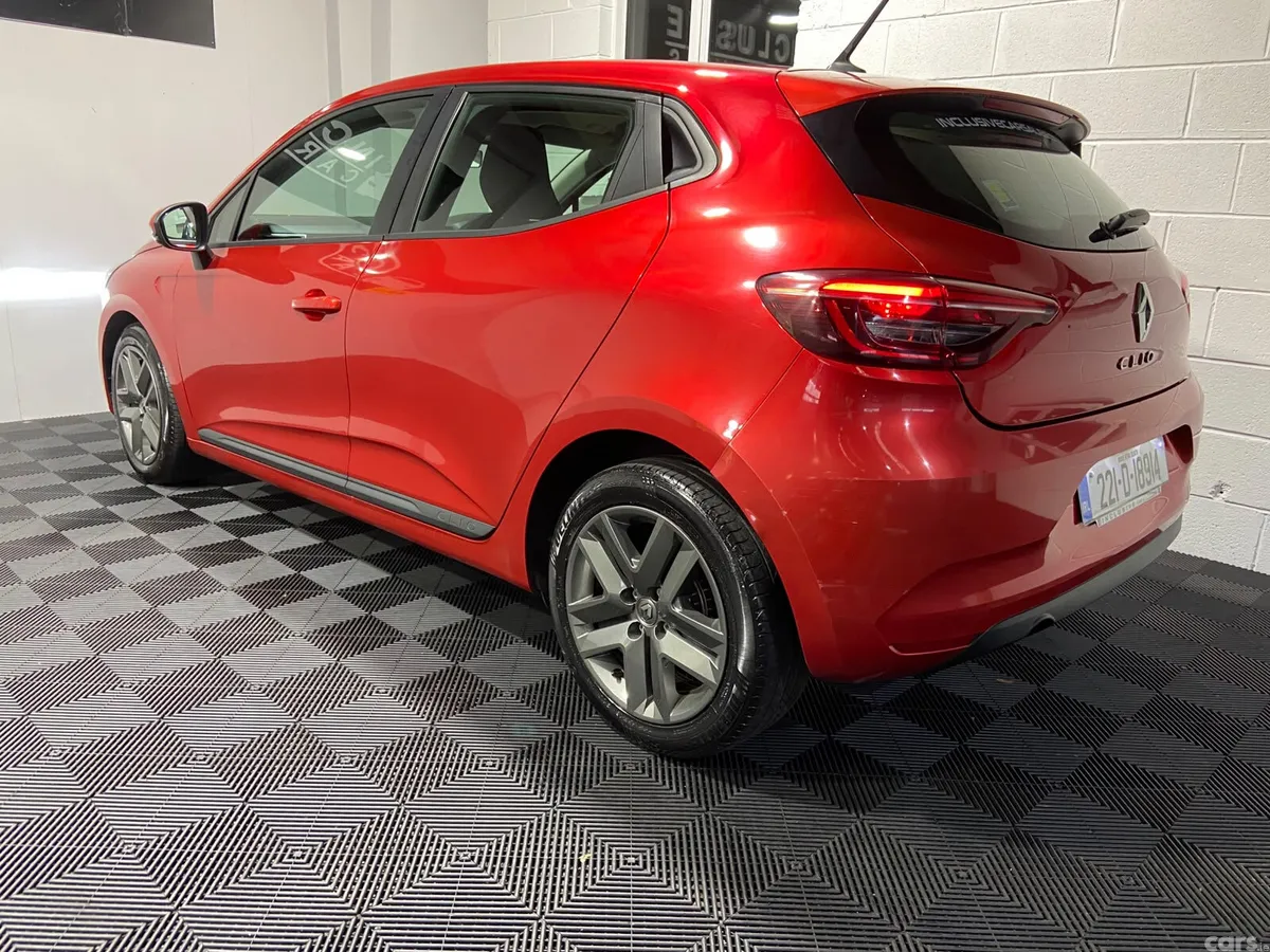 Renault Clio Hatchback, Petrol, 2022, Red