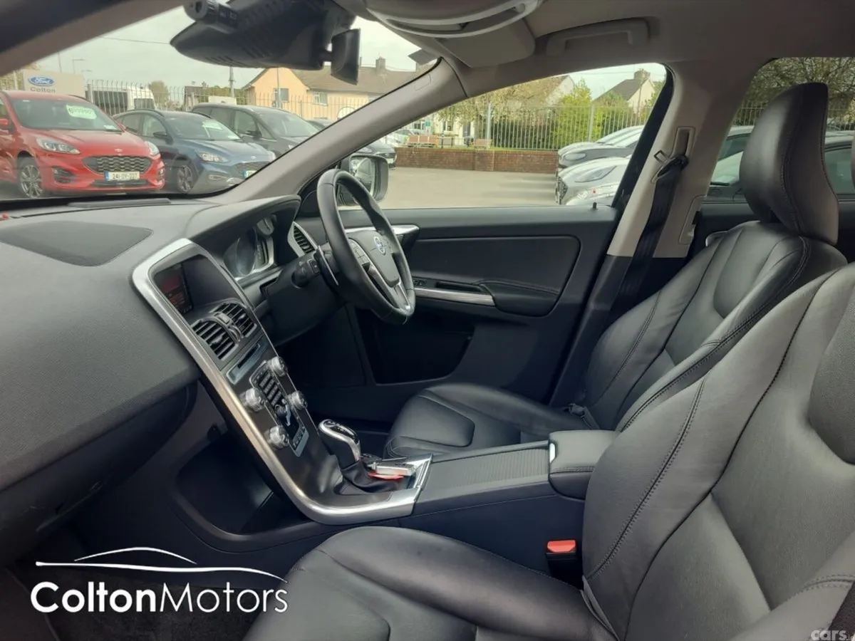 Volvo XC60 SUV, Diesel, 2016, Black