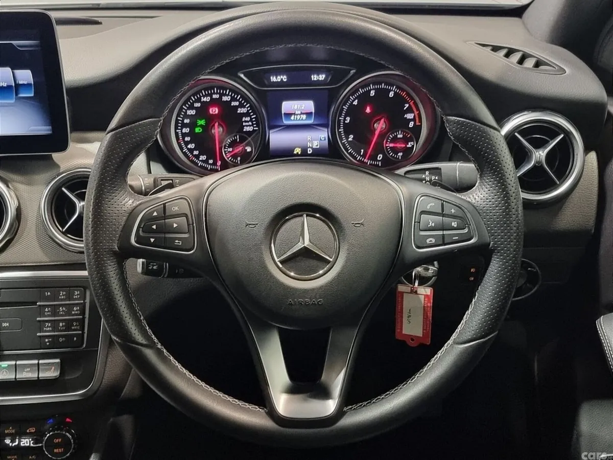 Mercedes-Benz GLA SUV, Petrol, 2018, Silver