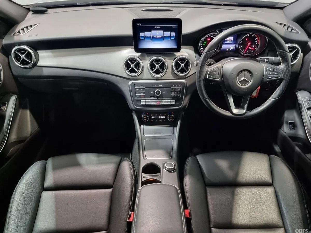 Mercedes-Benz GLA SUV, Petrol, 2018, Silver