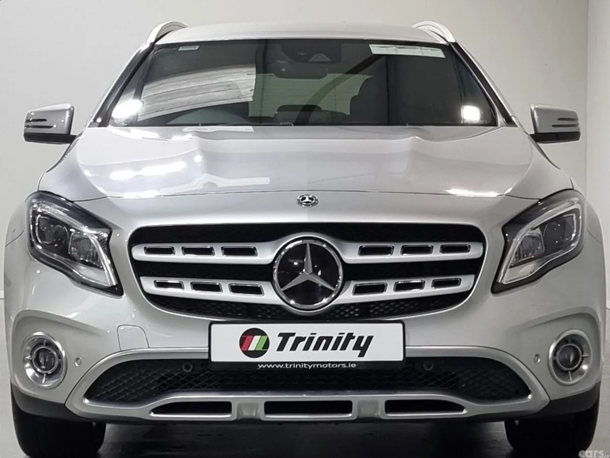 Mercedes-Benz GLA SUV, Petrol, 2018, Silver