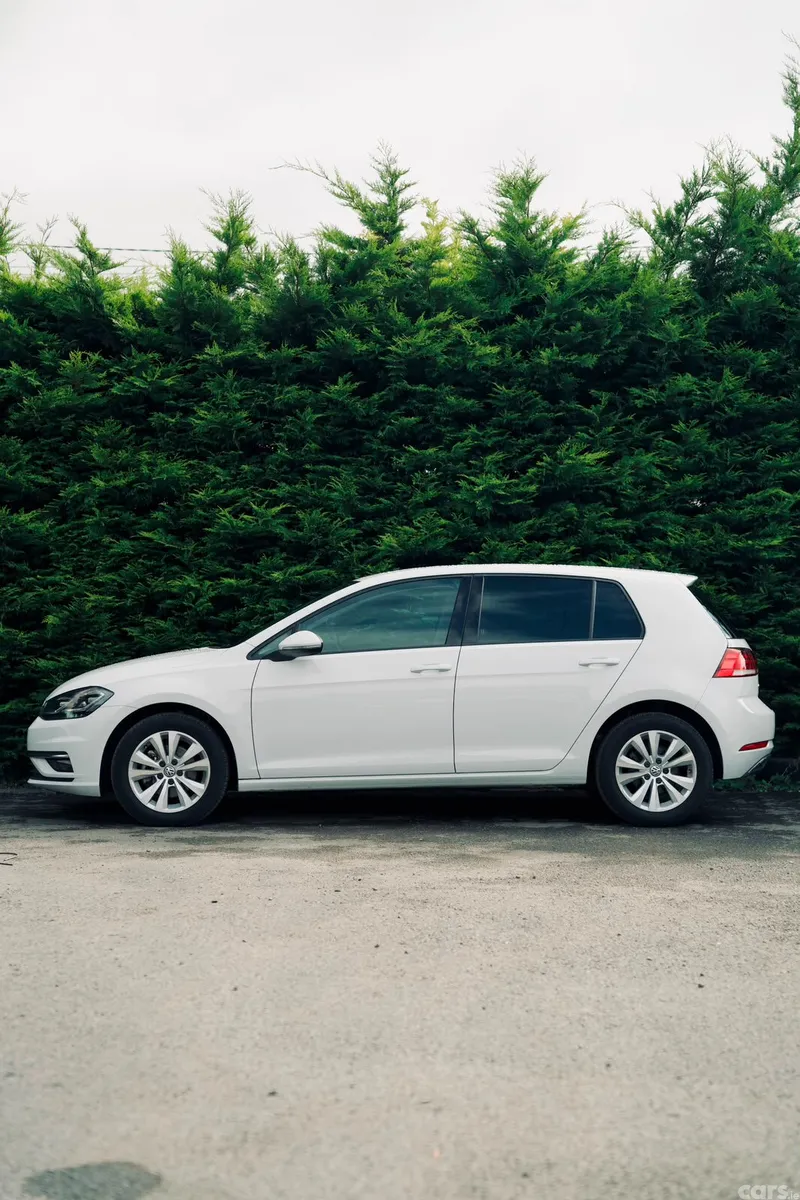 Volkswagen Golf Hatchback, Petrol, 2018, White