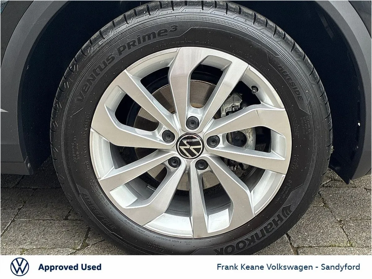 Volkswagen T-Roc SUV, Petrol, 2025, Black
