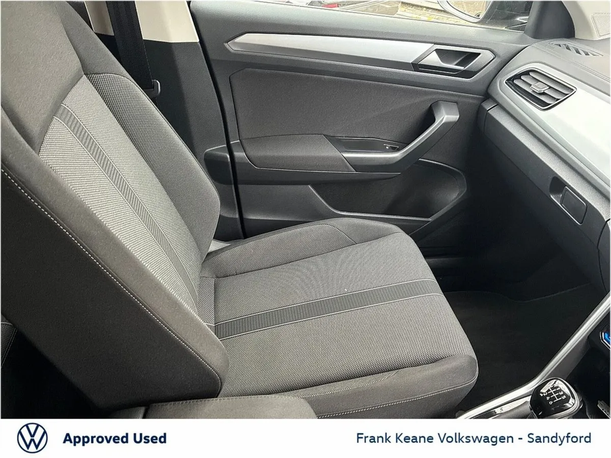 Volkswagen T-Roc SUV, Petrol, 2025, Black