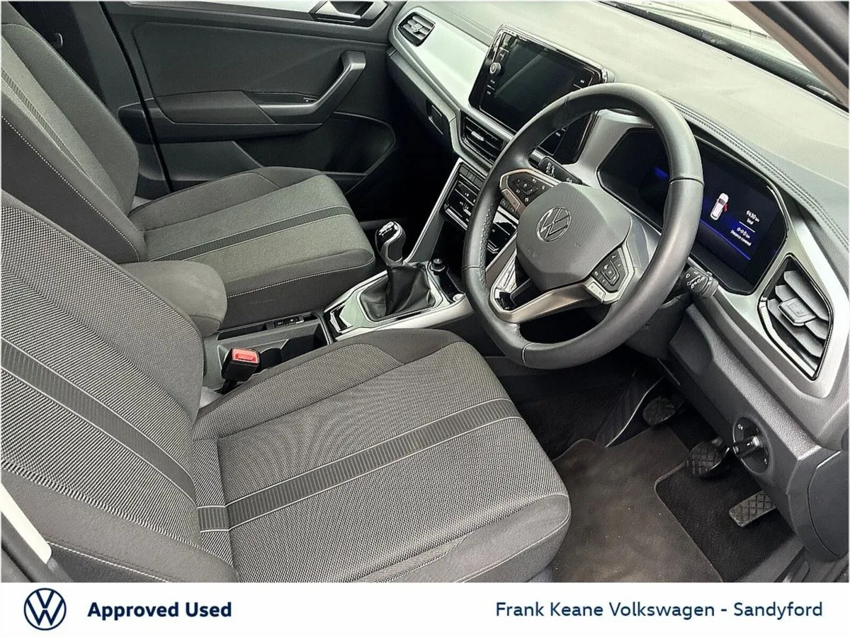 Volkswagen T-Roc SUV, Petrol, 2025, Black
