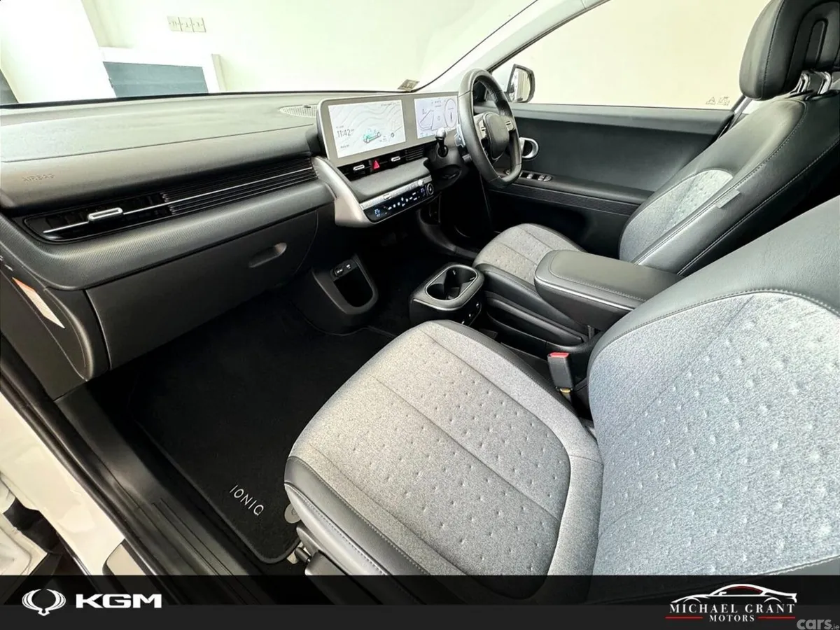 Hyundai IONIQ 5 MPV, Electric, 2023, White
