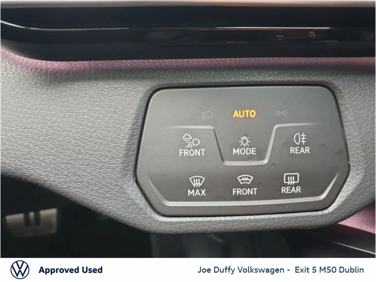 Volkswagen ID.4 SUV, Electric, 2025, Black