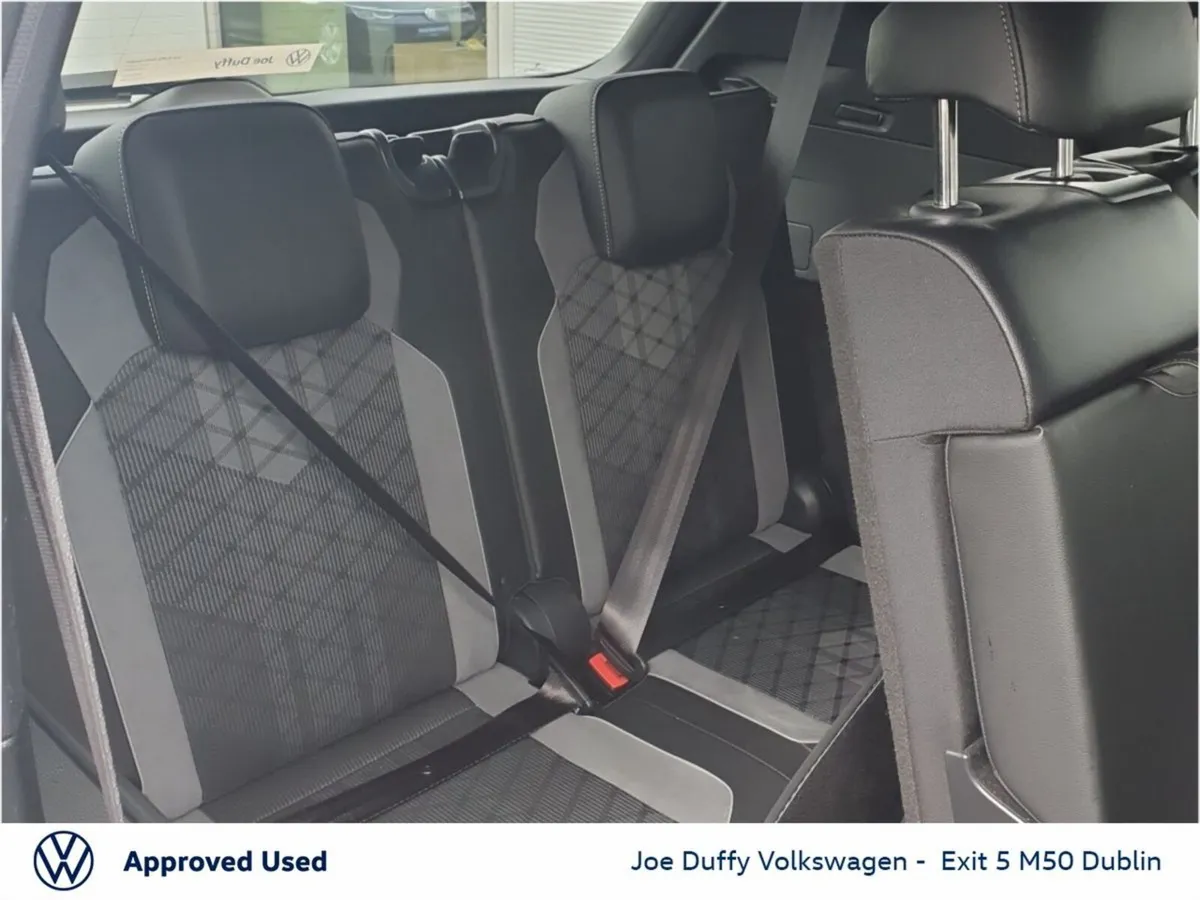 Volkswagen Tiguan SUV, Diesel, 2023, Black