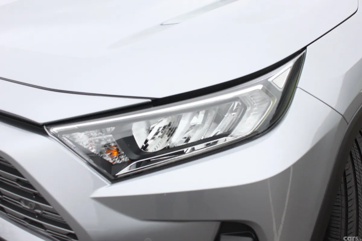 Toyota RAV4 SUV, Petrol Hybrid, 2023, Silver